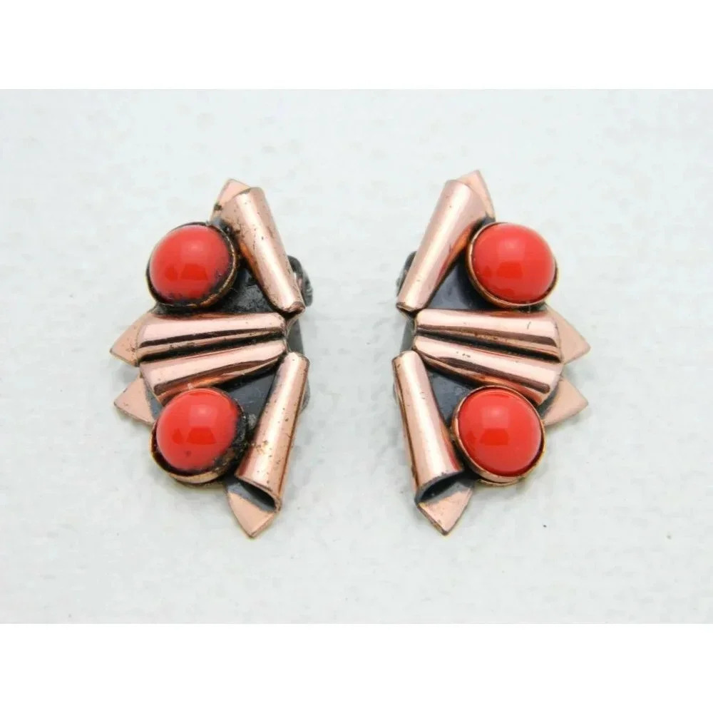 RARE MATISSE RENOIR Red Glass Cabochon Fan Clip